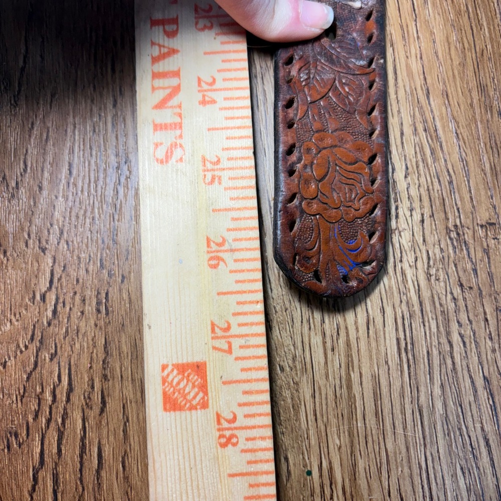 VTG 1985 High Mesa Texas Bronze Buckle Tooled Engraved Leather Kids Belt Floral - Picture 9 of 9